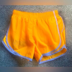 NWT Nike Small Dri-Fit Tempo Women’s training shorts